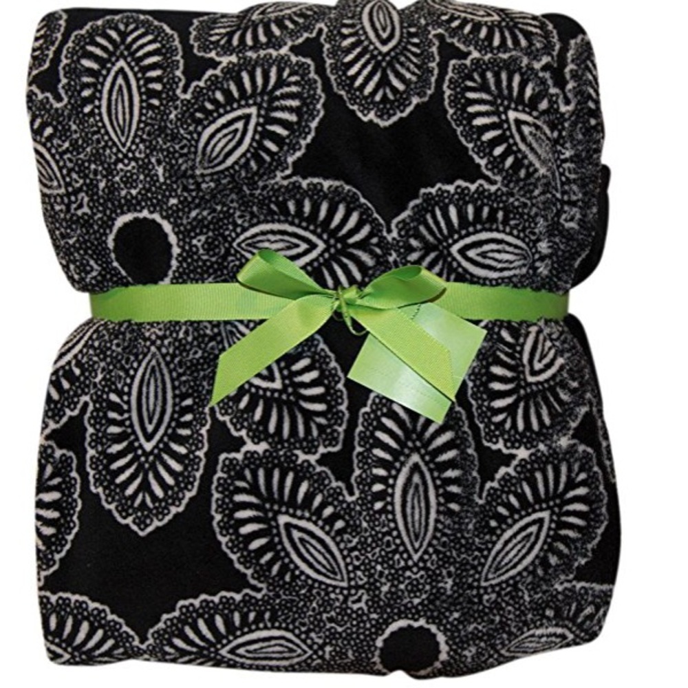 Vera Bradley 50x80 Throw NEW W/ Tags